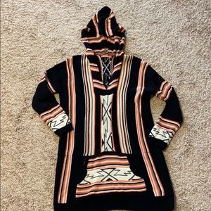 Long poncho size small by Llove